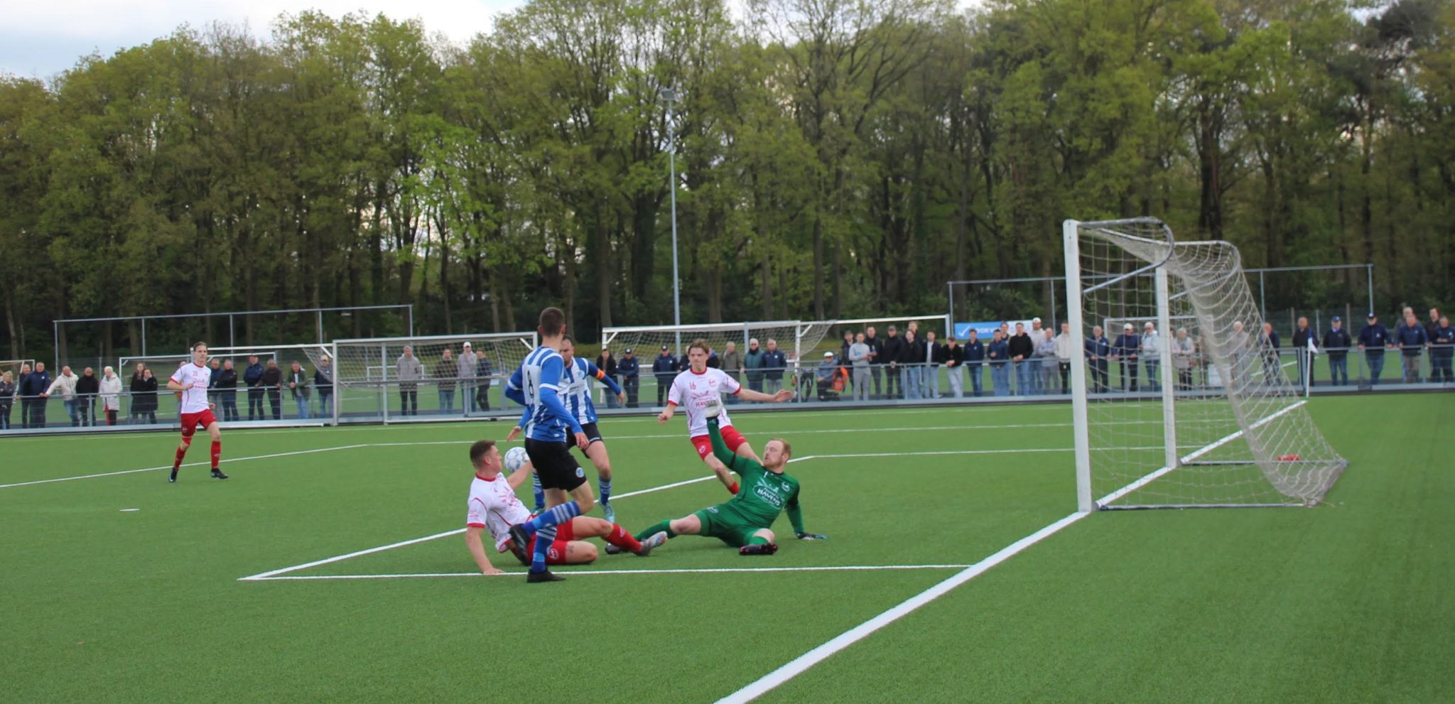Bladella - Volharding (1-0) 2-1