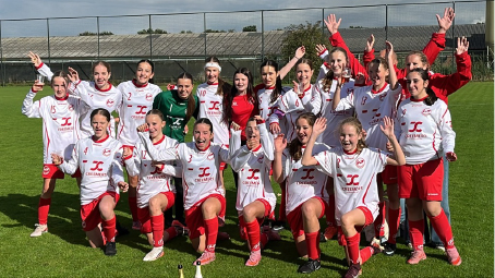 Meiden MO15 Volharding/Sambeek kampioen na overtuigende zege in Helden