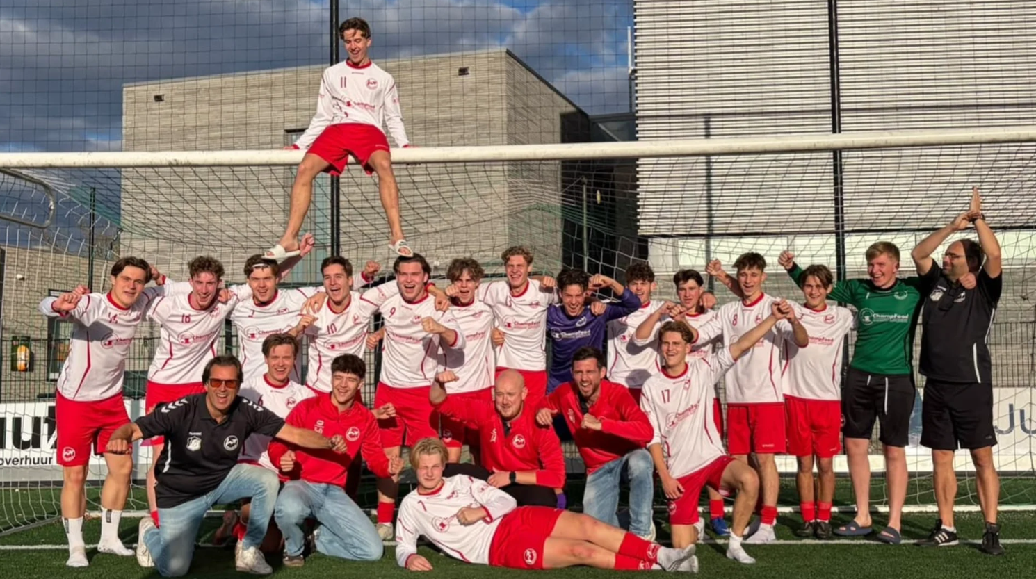 Volharding JO19-1 kroont zich ongeslagen tot fasekampioen én bekert door