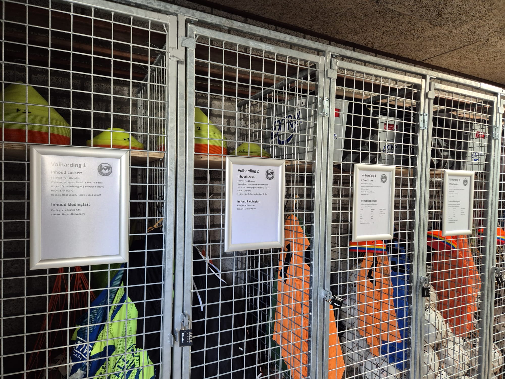 Teamlockers klaar voor het nieuwe seizoen!